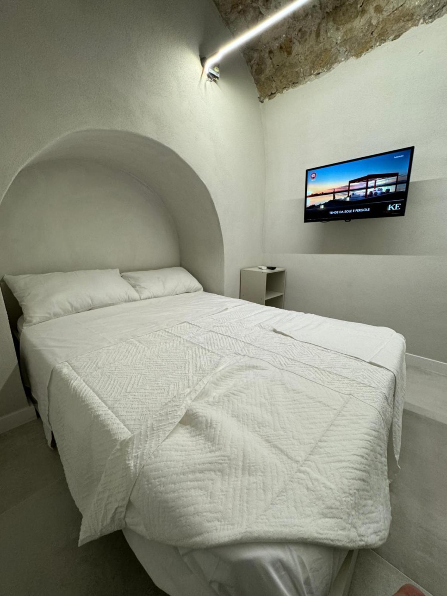 Orange Heart Bed & Breakfast *